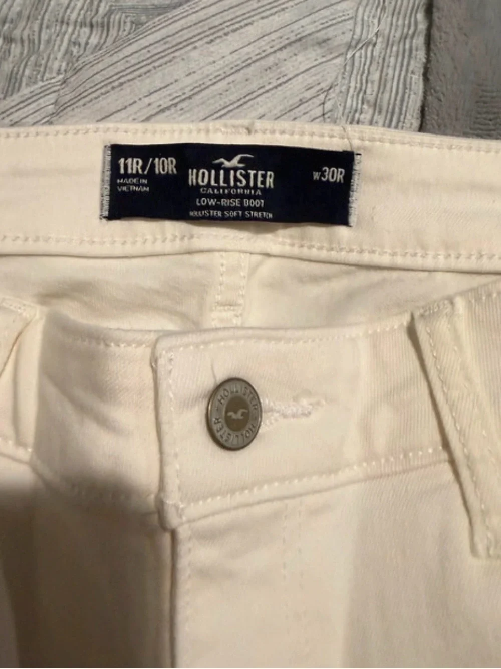 Hollister low rise